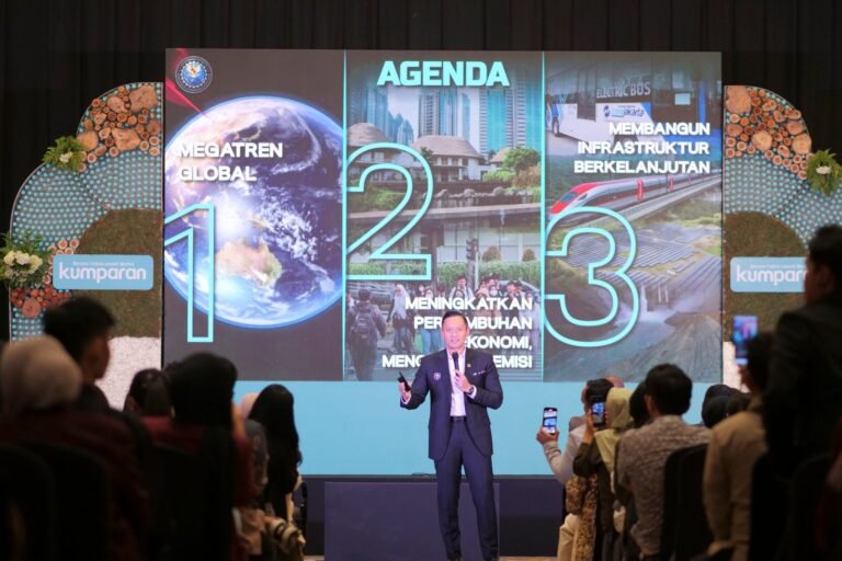 Kumparan conference presents roadmap for clean energy in Indonesia