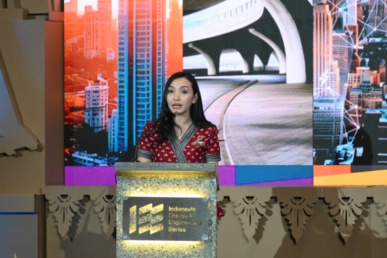 Indonesia Energy & Engineering (IEE)  officially opens at JIExpo Kemayoran